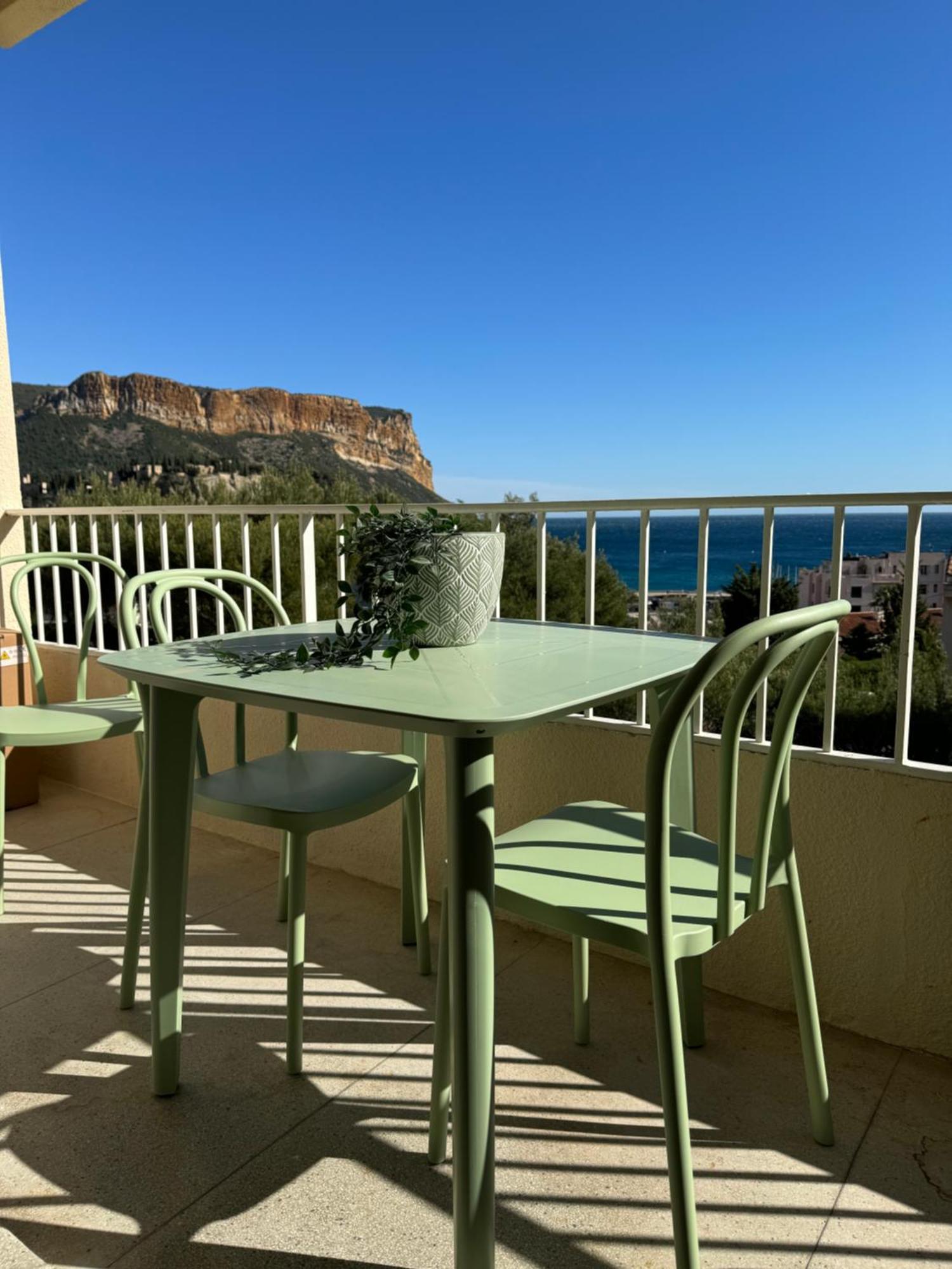 Apartamento Le Balcon De La Rade Cassis Exterior foto