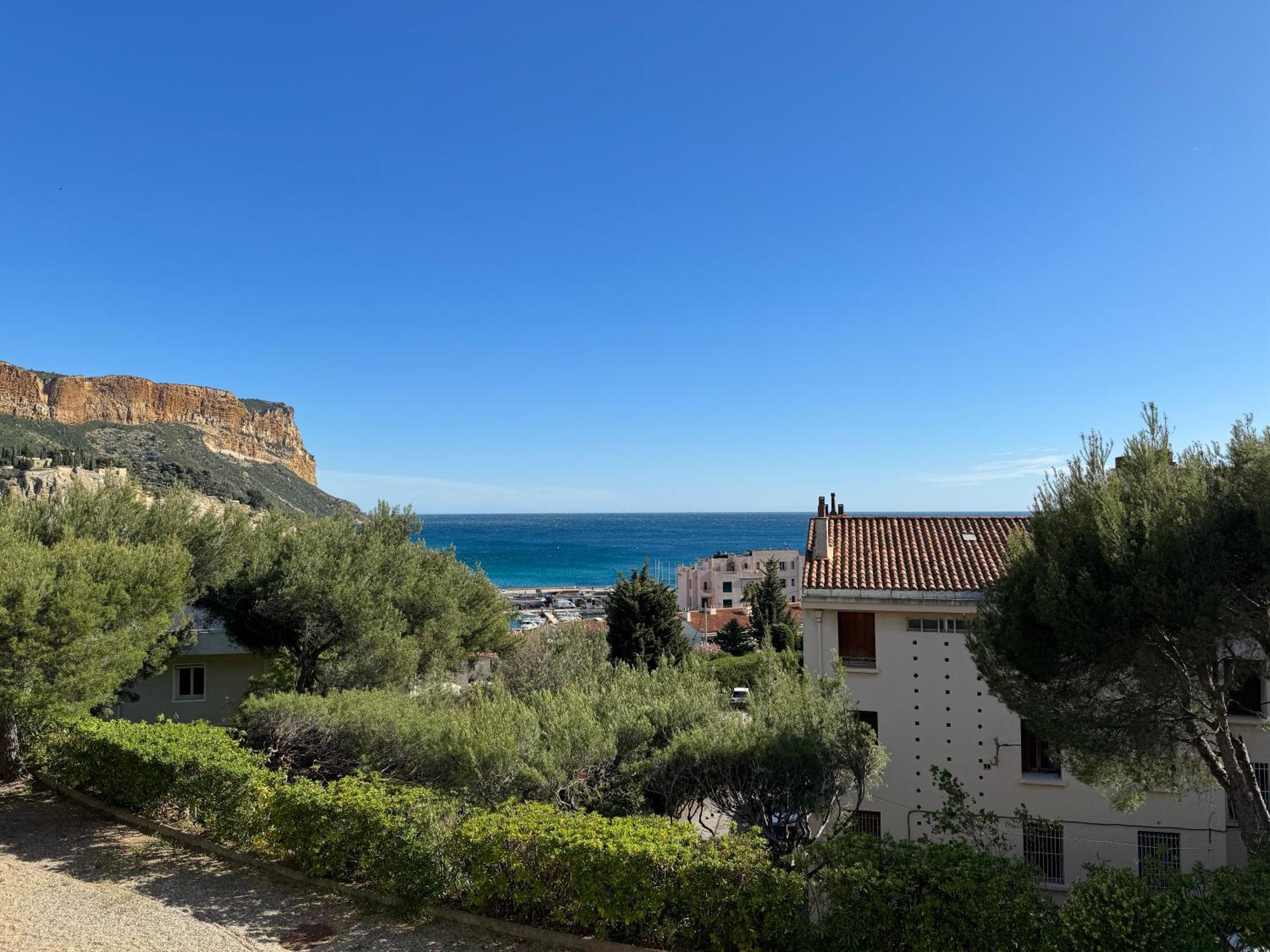 Apartamento Le Balcon De La Rade Cassis Exterior foto